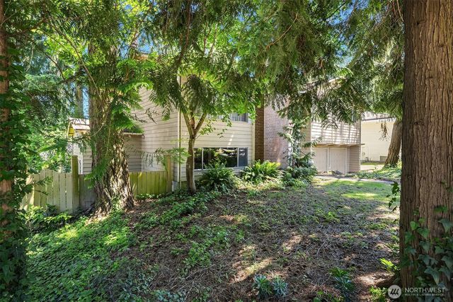 8108 138th Avenue NE, Redmond, WA 98052