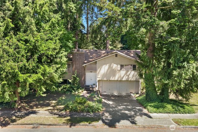 8108 138th Avenue NE, Redmond, WA 98052