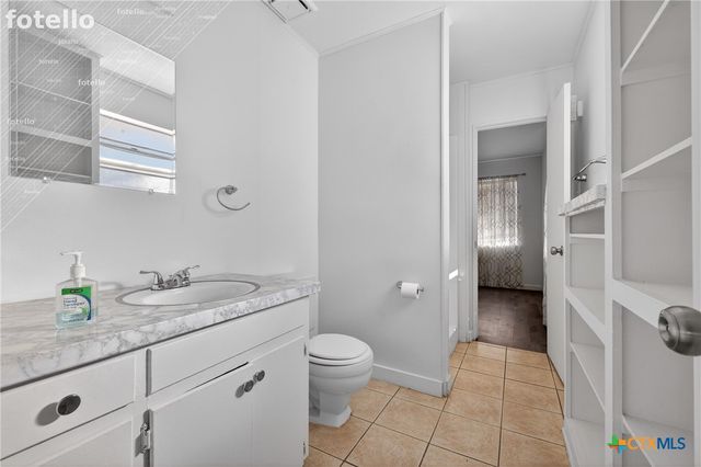 2112 Leyte Drive, Tool, TX 75143