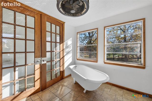 2112 Leyte Drive, Tool, TX 75143