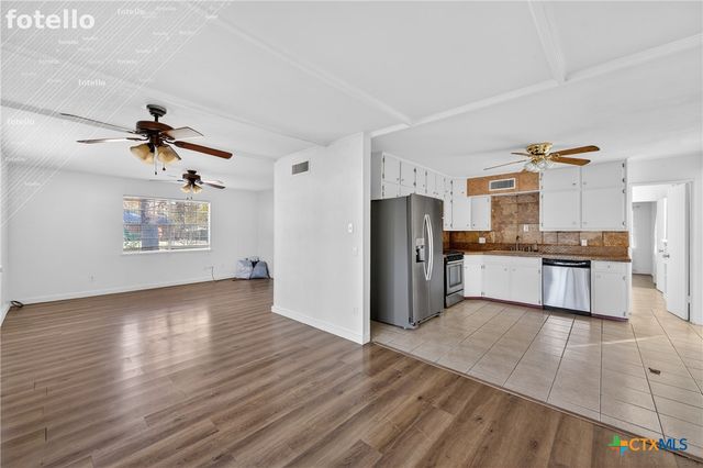 2112 Leyte Drive, Tool, TX 75143