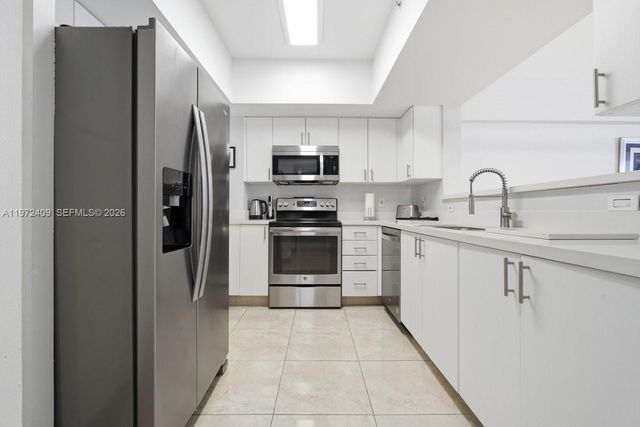 17375 Collins Ave 1506, Sunny Isles Beach, FL 33160