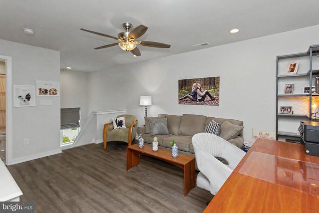 1184 HARPER DR, Warminster, PA 18974