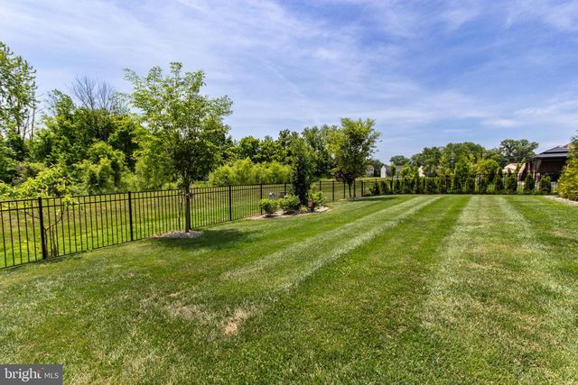 1184 HARPER DR, Warminster, PA 18974