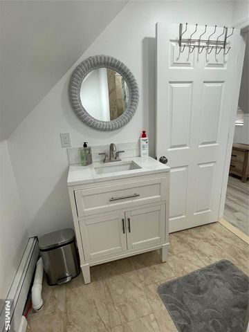 950 S Plympton Street, New Milford, NJ 07646