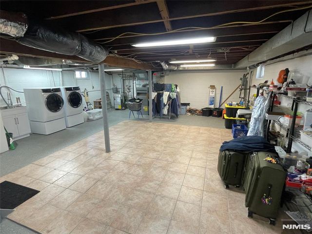 950 S Plympton Street, New Milford, NJ 07646