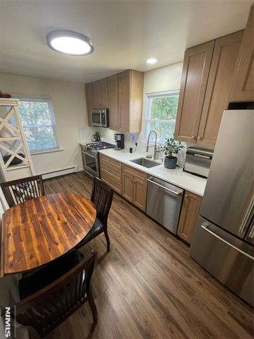 950 S Plympton Street, New Milford, NJ 07646