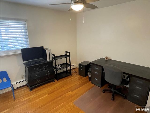 950 S Plympton Street, New Milford, NJ 07646