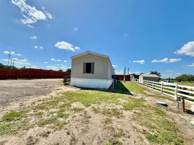 371 & 379 Fm 60 E, Somerville, TX 77879