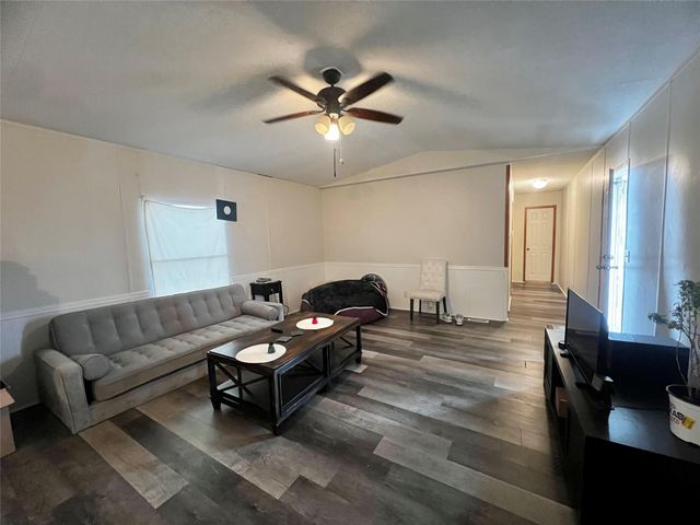 371 & 379 Fm 60 E, Somerville, TX 77879