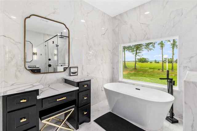 7 Silver Spur Drive, Mt Pleasant, TX 75455