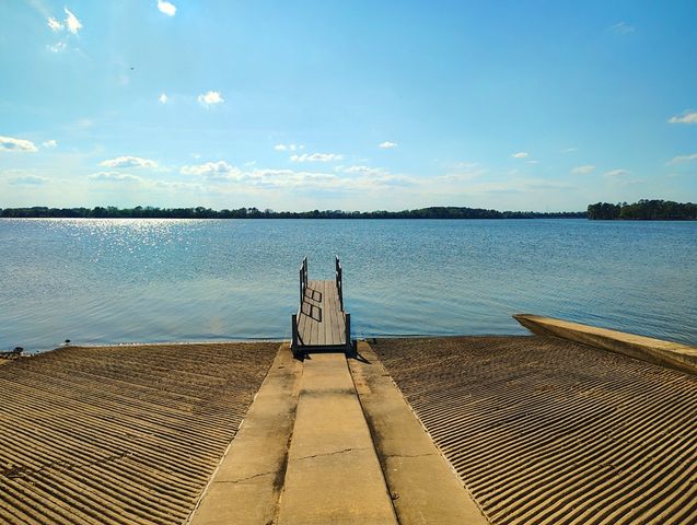 7 Silver Spur Drive, Mt Pleasant, TX 75455