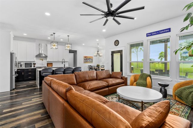 7 Silver Spur Drive, Mt Pleasant, TX 75455