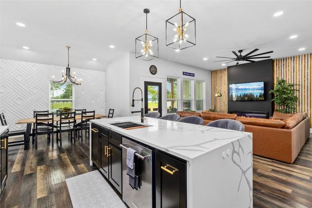 7 Silver Spur Drive, Mt Pleasant, TX 75455