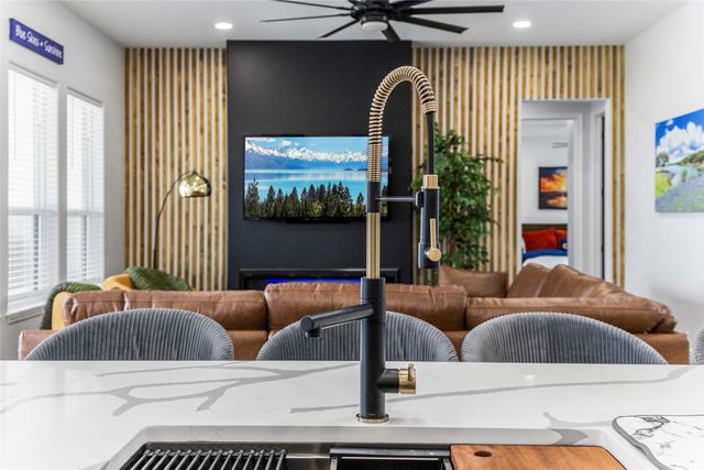 7 Silver Spur Drive, Mt Pleasant, TX 75455