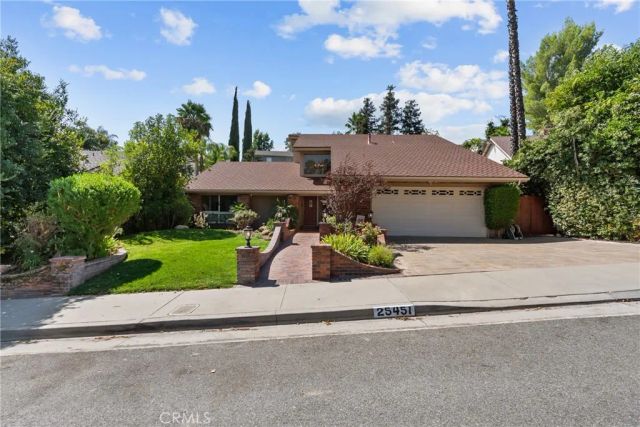 25451 Via Escovar, Valencia, CA 91355