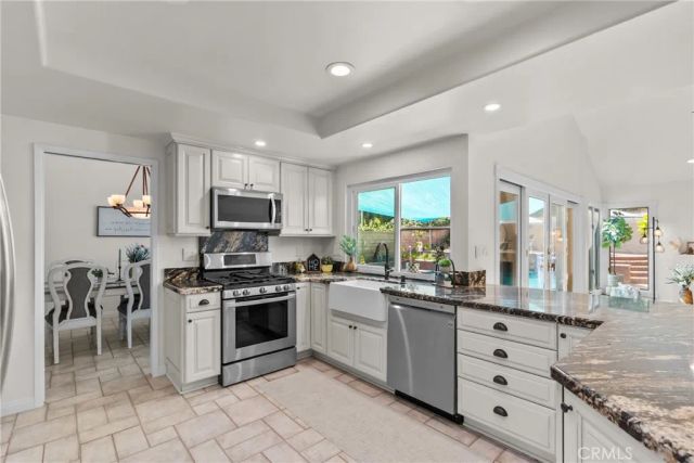 25451 Via Escovar, Valencia, CA 91355