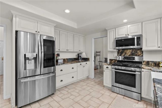 25451 Via Escovar, Valencia, CA 91355