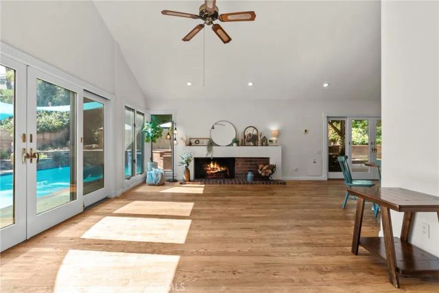 25451 Via Escovar, Valencia, CA 91355