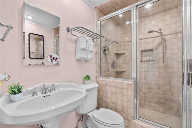 25451 Via Escovar, Valencia, CA 91355