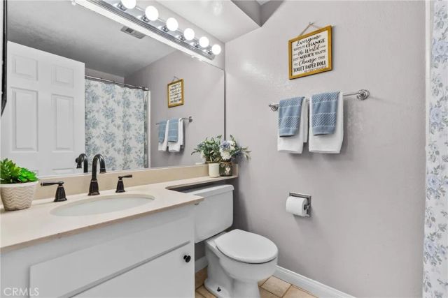 25451 Via Escovar, Valencia, CA 91355