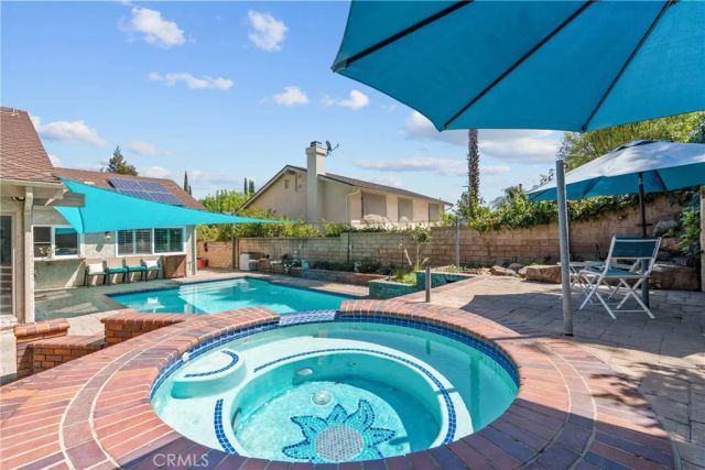 25451 Via Escovar, Valencia, CA 91355