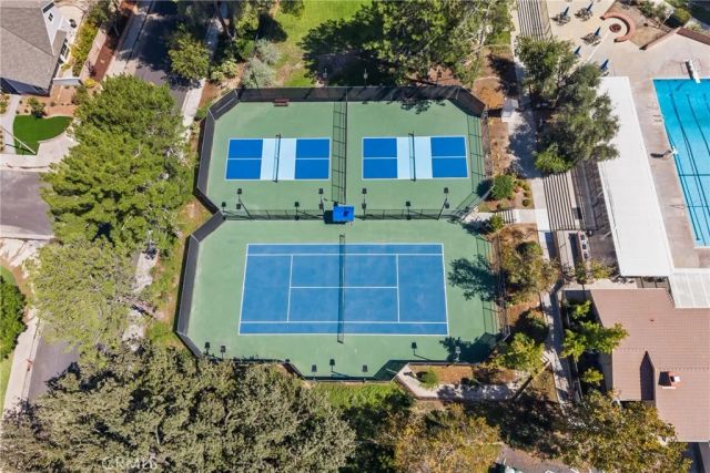 25451 Via Escovar, Valencia, CA 91355