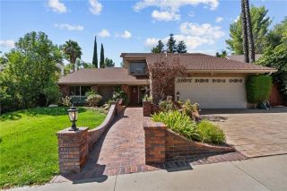 25451 Via Escovar, Valencia, CA 91355