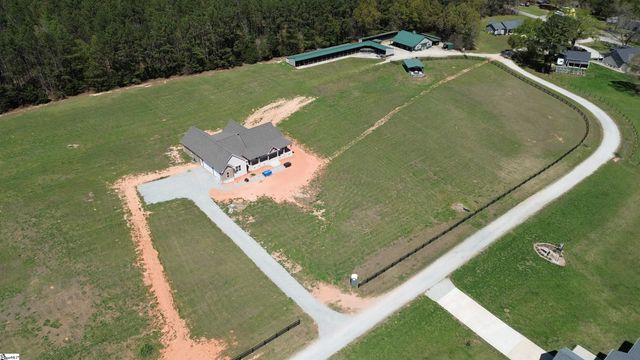 406 Casey Road, Woodruff, SC 29388