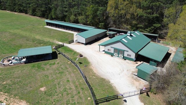 406 Casey Road, Woodruff, SC 29388