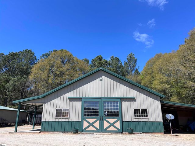 406 Casey Road, Woodruff, SC 29388