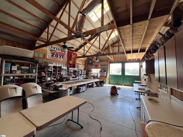 406 Casey Road, Woodruff, SC 29388