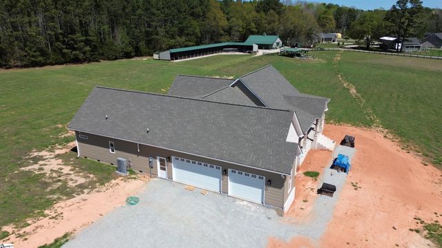 406 Casey Road, Woodruff, SC 29388