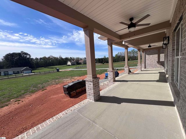 406 Casey Road, Woodruff, SC 29388