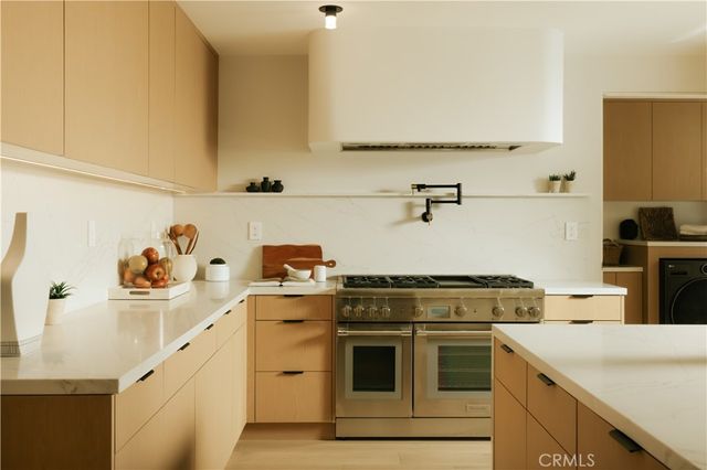 4072 Alonzo Avenue, Encino, CA 91316