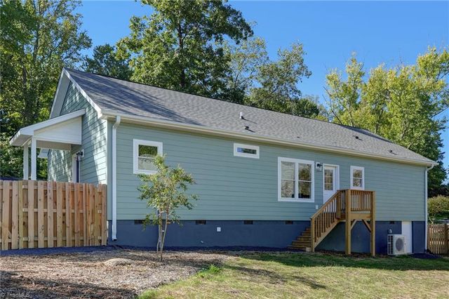 3522 Charing Cross Road, Greensboro, NC 27455