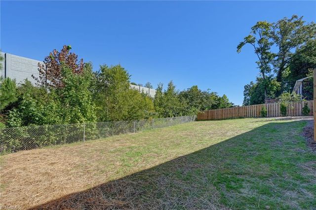 3522 Charing Cross Road, Greensboro, NC 27455