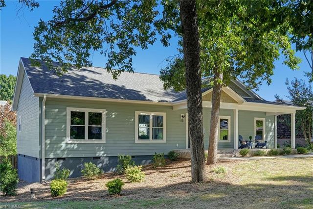 3522 Charing Cross Road, Greensboro, NC 27455