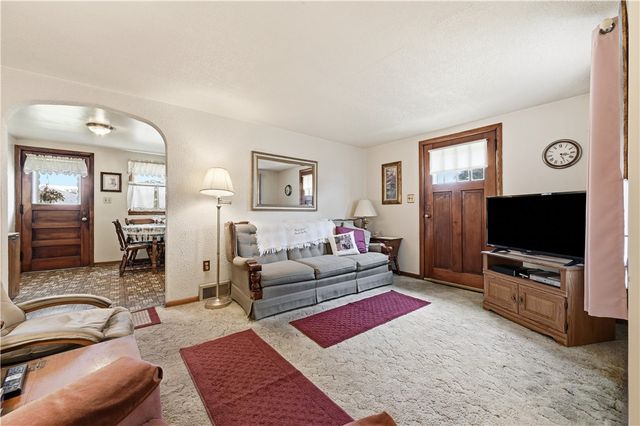 105 Summit Avenue, Ohioville, PA 15059