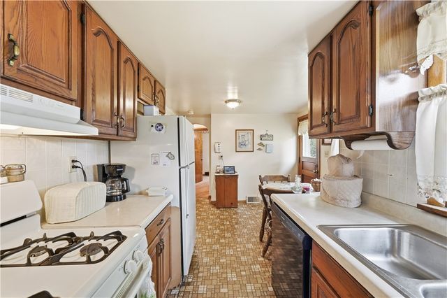 105 Summit Avenue, Ohioville, PA 15059