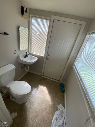 20 Woodland Drive, Indianapolis, IN 46201