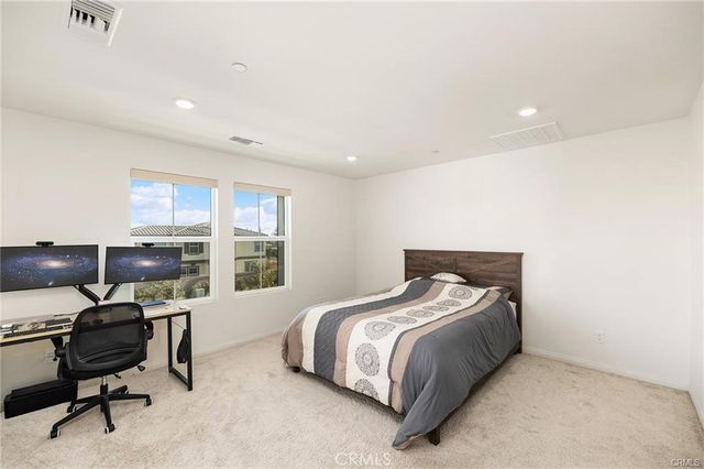 3906 E Coronado Privado, Ontario, CA 91761