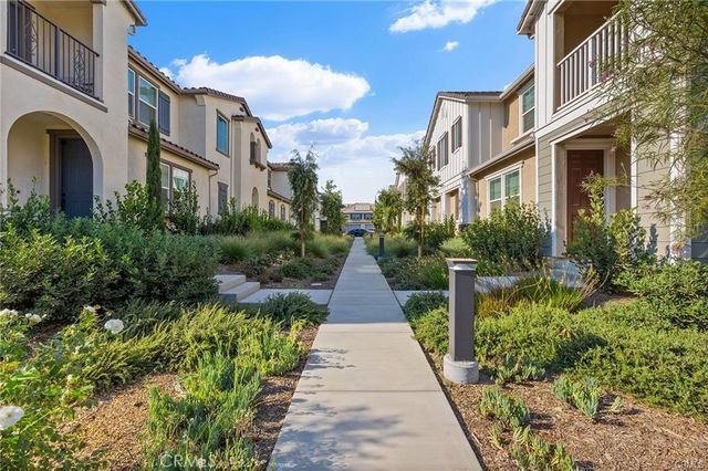 3906 E Coronado Privado, Ontario, CA 91761