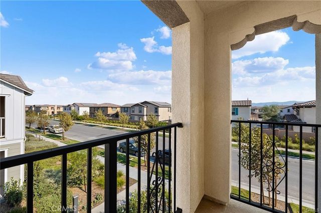 3906 E Coronado Privado, Ontario, CA 91761