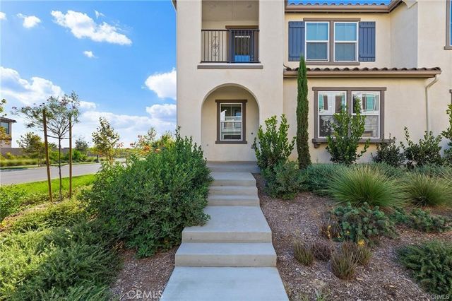 3906 E Coronado Privado, Ontario, CA 91761