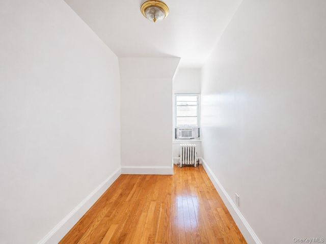 9701 69th Avenue, Forest Hills, NY 11375