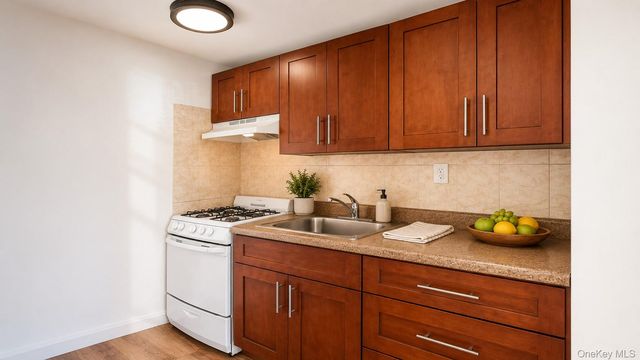 9701 69th Avenue, Forest Hills, NY 11375