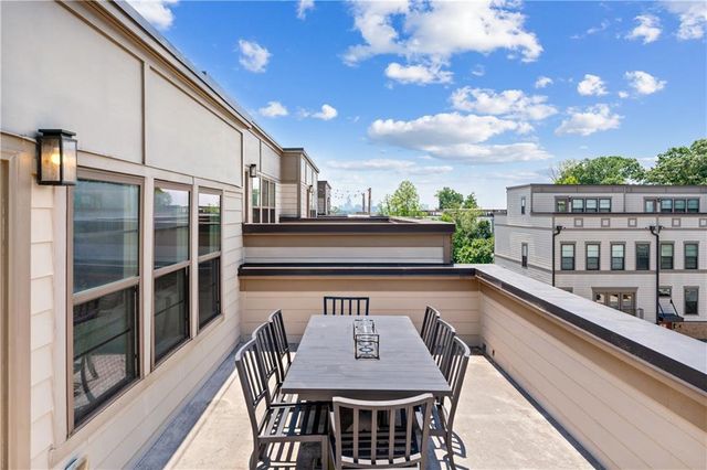 1049 Brandsford Street NW 27-01, Atlanta, GA 30318