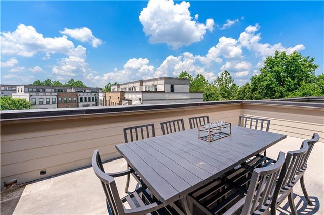 1049 Brandsford Street NW 27-01, Atlanta, GA 30318