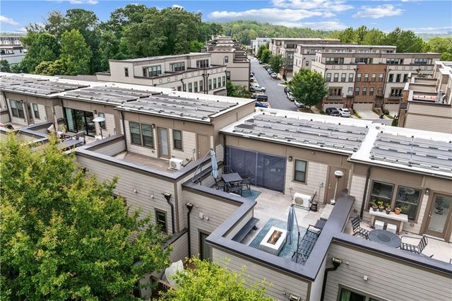 1049 Brandsford Street NW 27-01, Atlanta, GA 30318